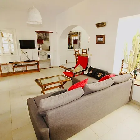 Luxury Alfred Villa