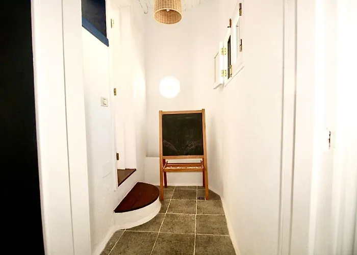 Luxury Alfred Vila *