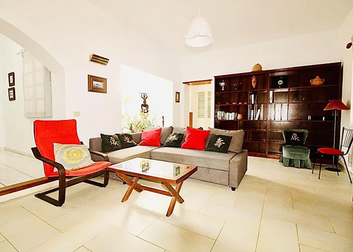 Luxury Alfred Vila *